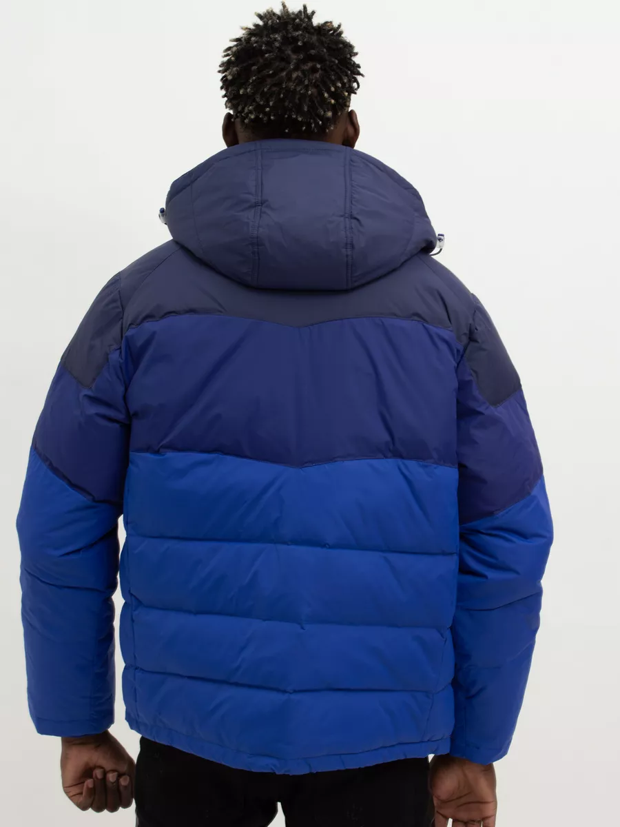 Куртка зимняя короткая с капюшоном пуховик