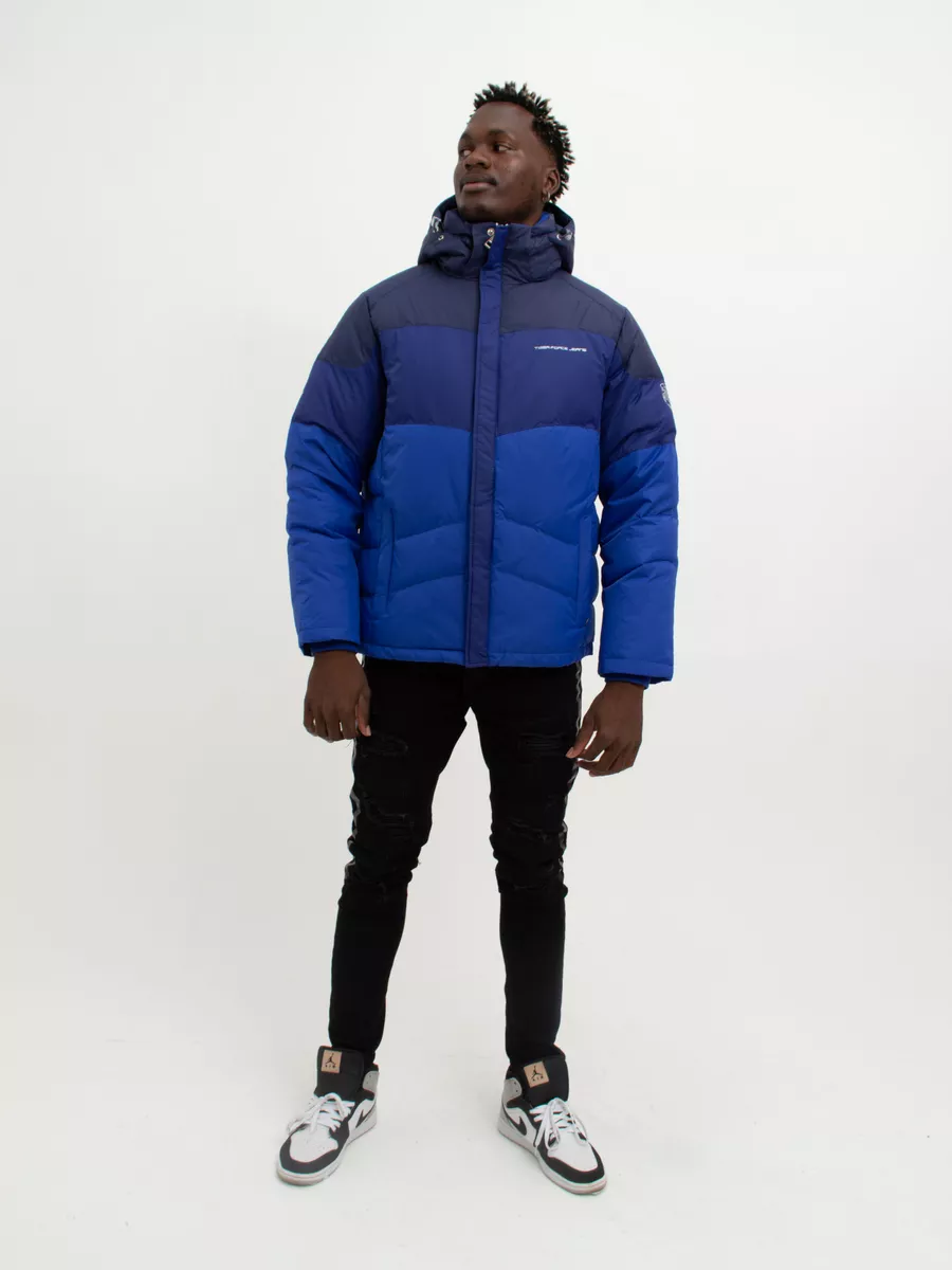 Куртка зимняя короткая с капюшоном пуховик