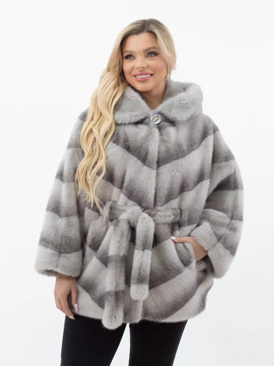 Шуба короткая из эко меха с капюшоном