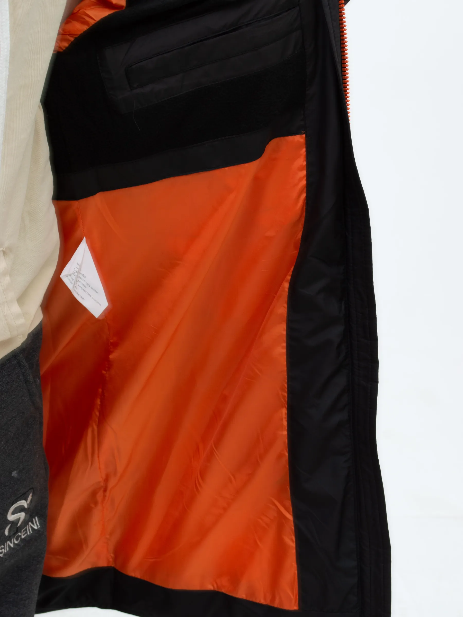 Куртка зимняя для девочки с мехом удлиненная