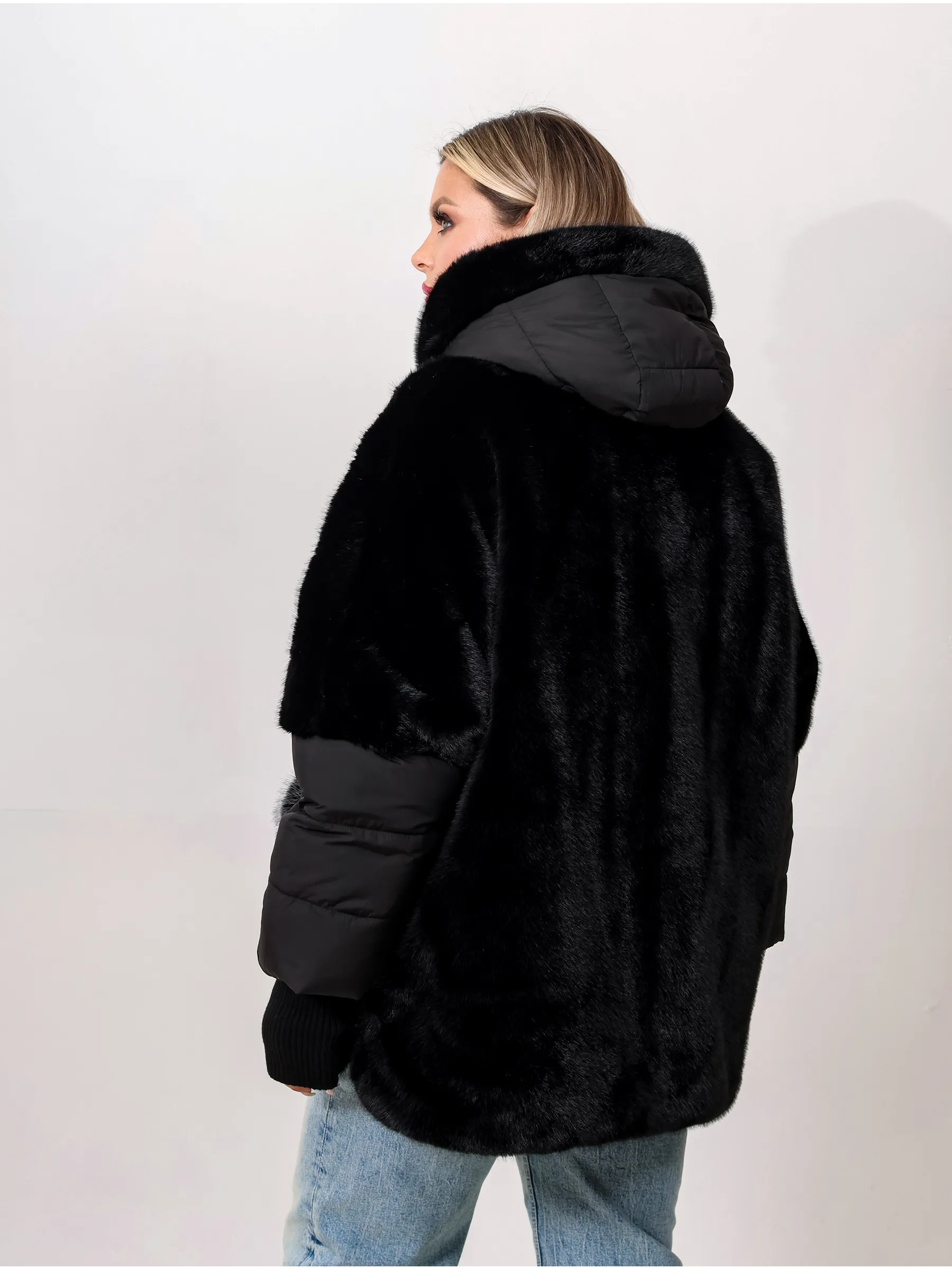 Шуба женская искусственная из эко меха, короткая куртка