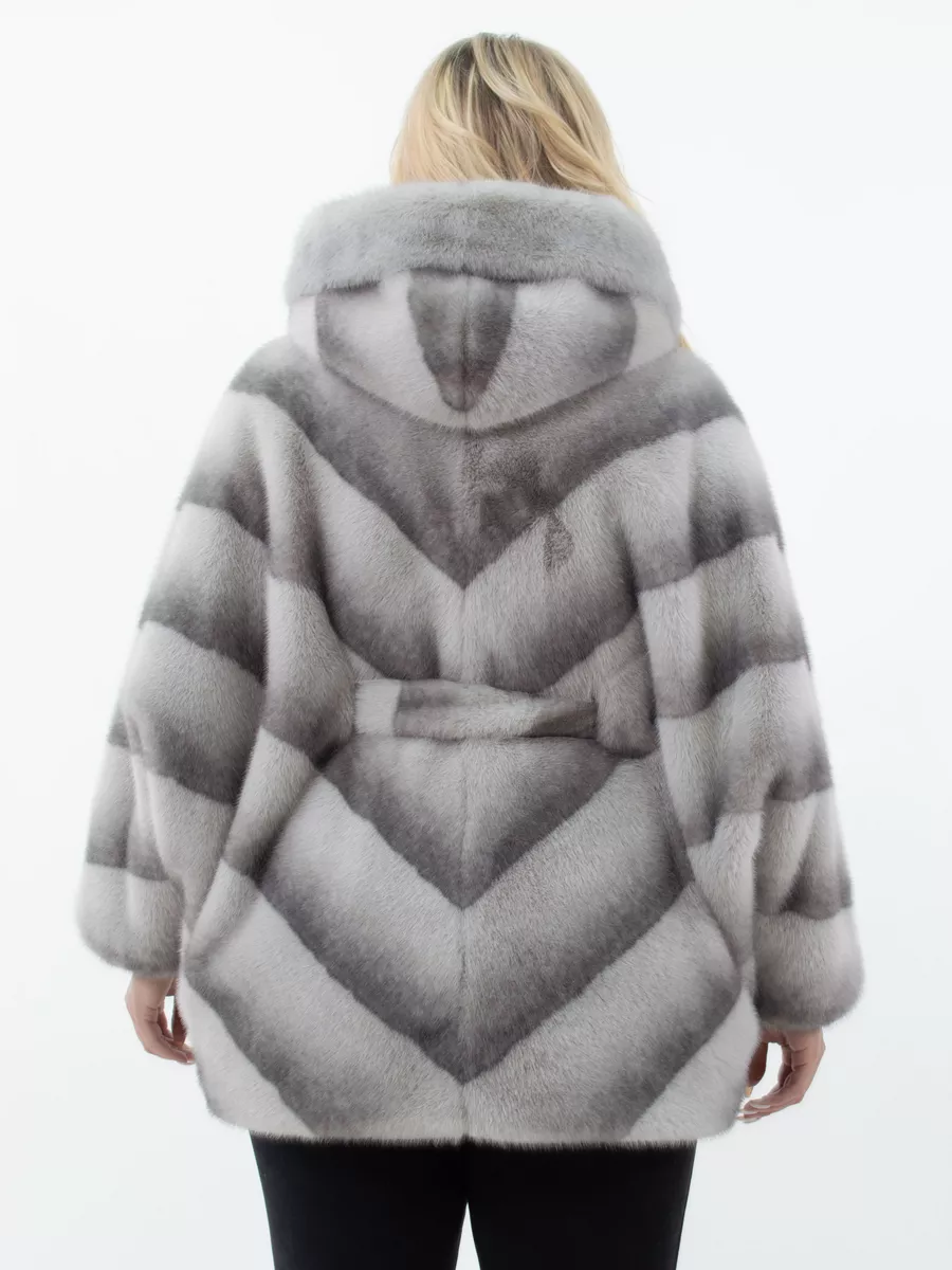 Шуба короткая из эко меха с капюшоном