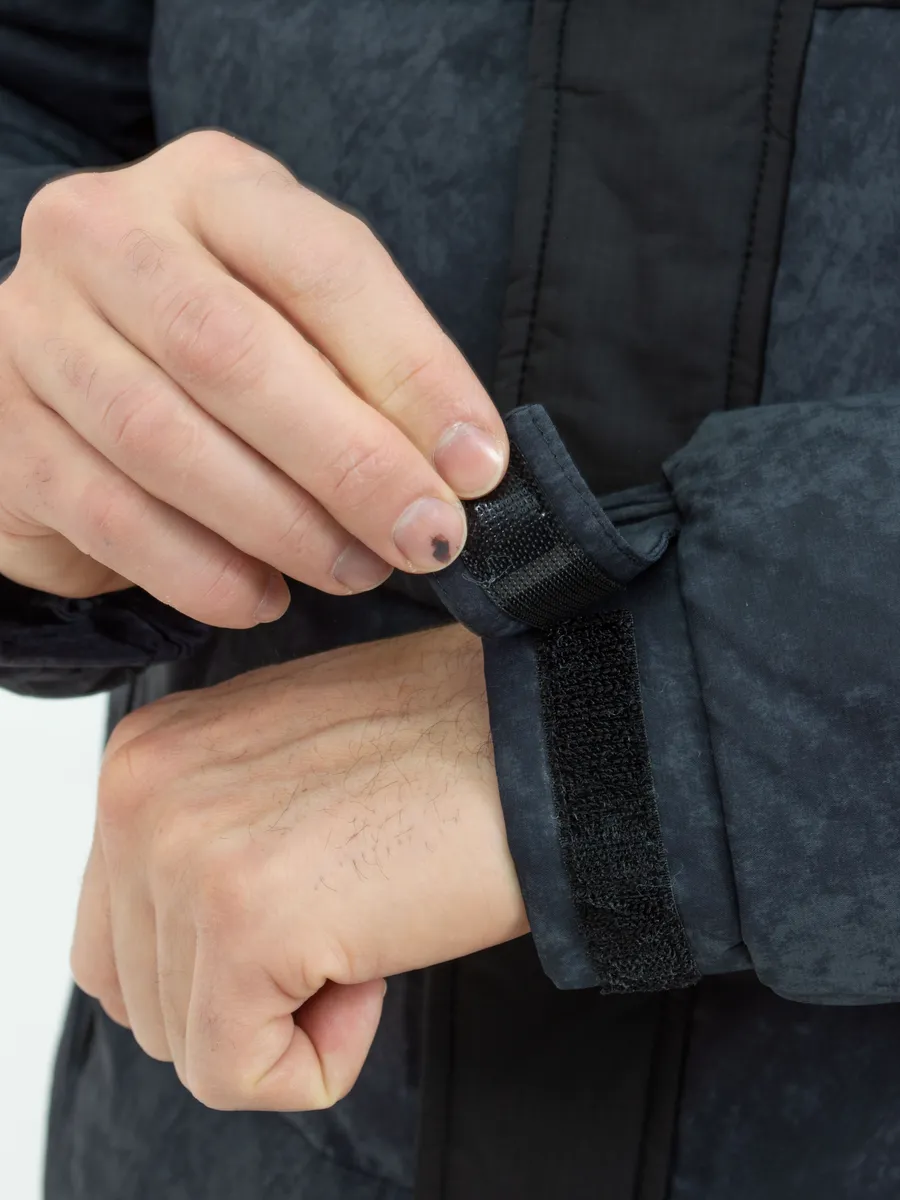 Куртка мужская зимняя короткая с капюшоном