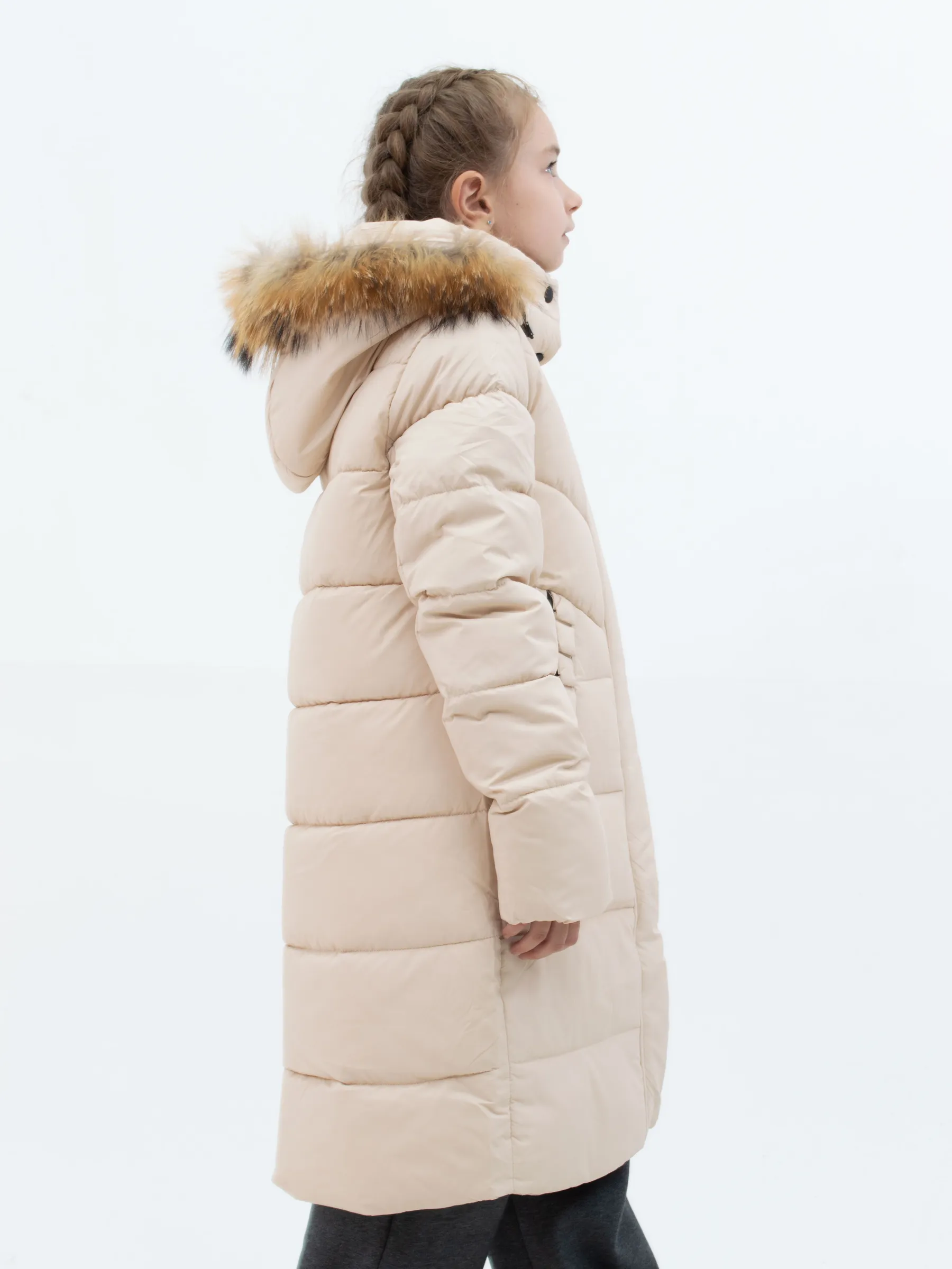 Куртка зимняя для девочки с мехом удлиненная