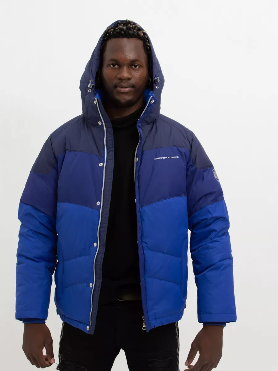 Куртка зимняя короткая с капюшоном пуховик