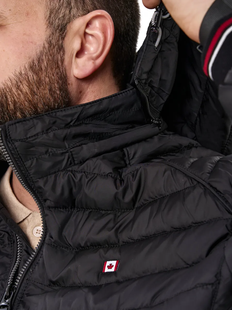 Куртка демисезонная с капюшоном