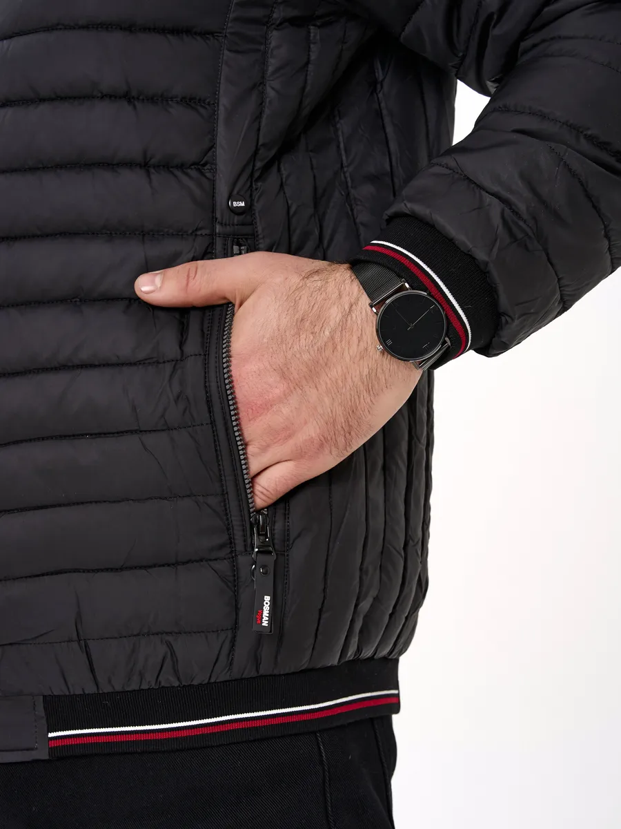 Куртка демисезонная с капюшоном