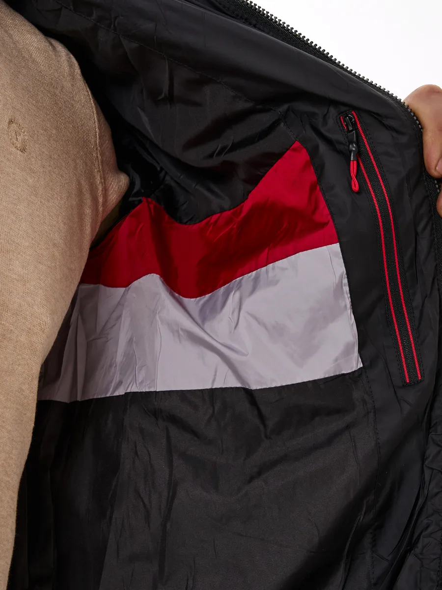 Куртка демисезонная с капюшоном